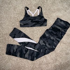 Old Navy active leggings and matching sports bra